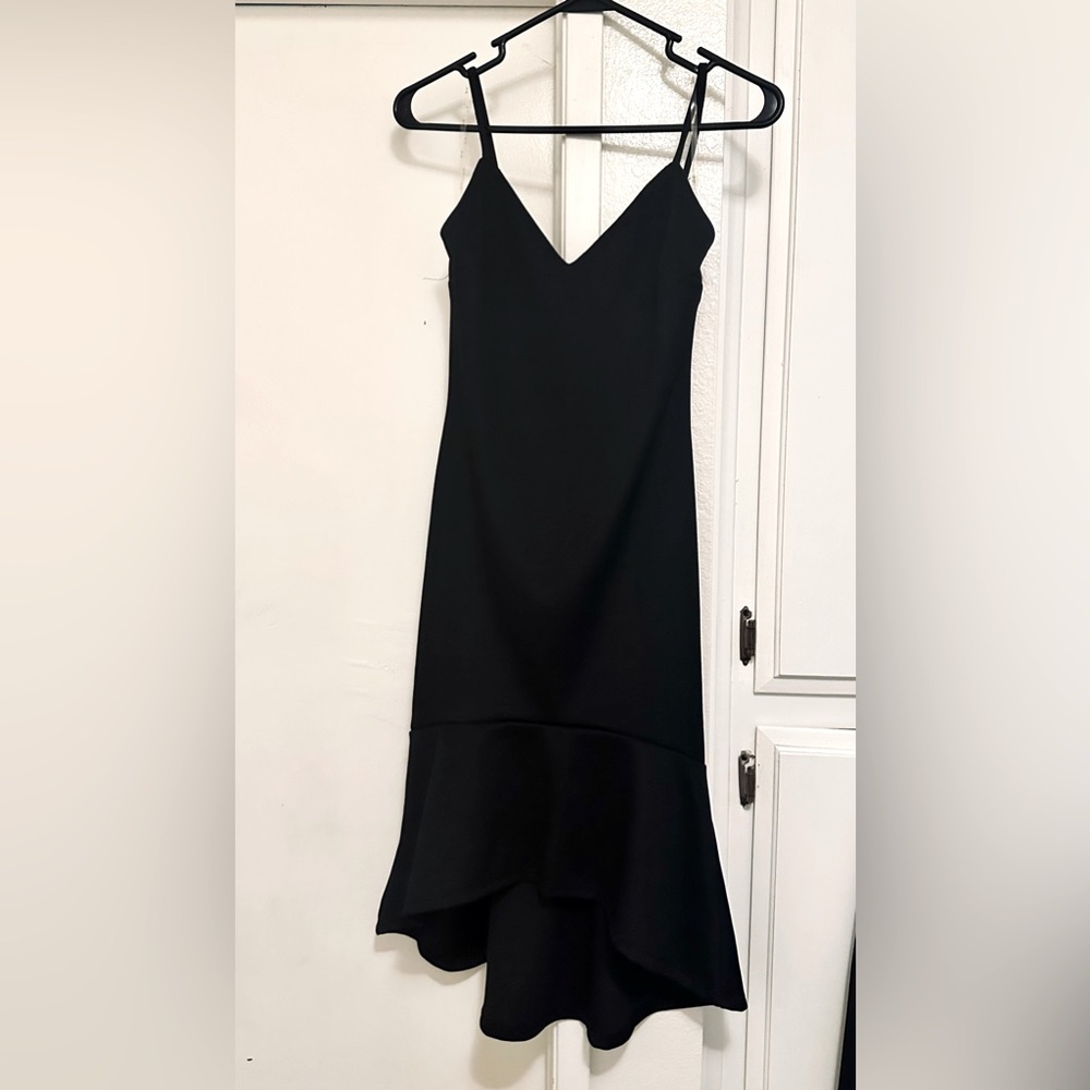 Boutique Black Mermaid Fit Midi Dress